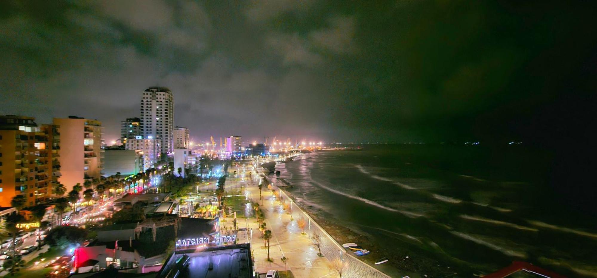 Premium , Marina , Center , Beachfront Durrës Buitenkant foto