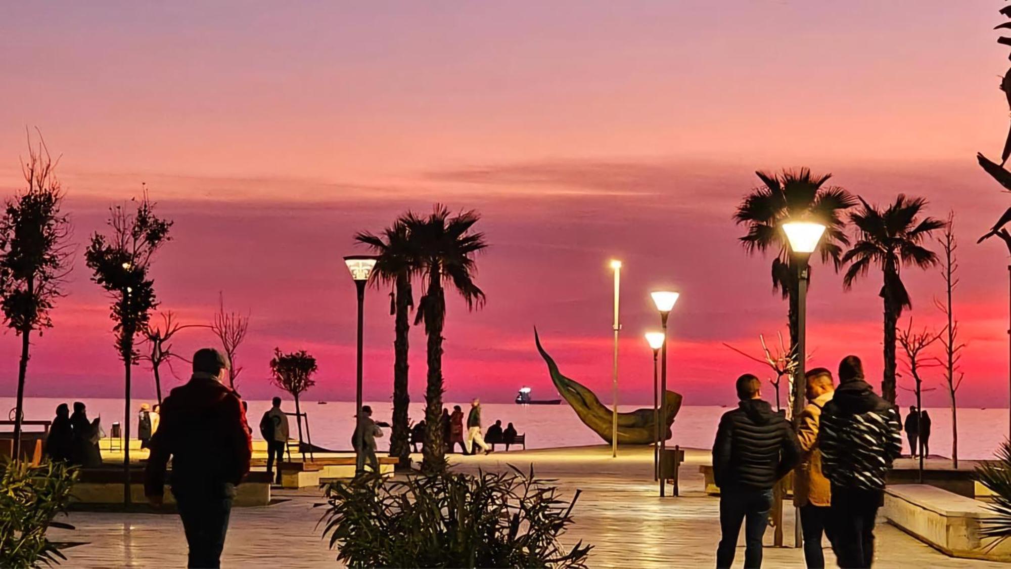 Premium , Marina , Center , Beachfront Durrës Buitenkant foto